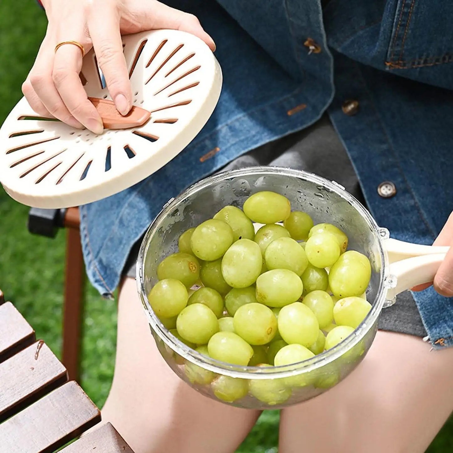 2 in 1 Rinse and Drain Bowl with Lid for Storage